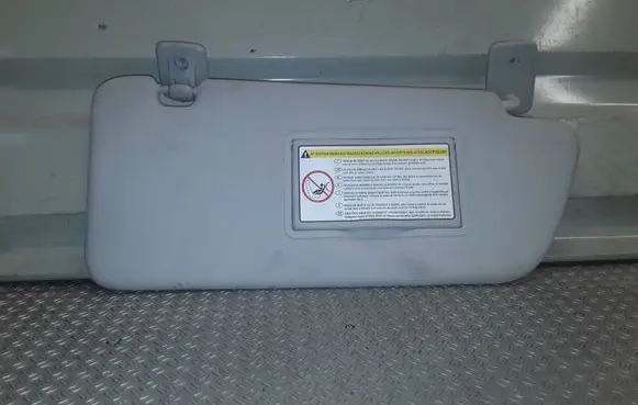 Peugeot 308 Sun visor 