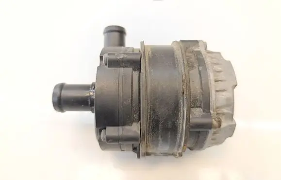 Volkswagen Golf VII Electric auxiliary coolant/water pump 04L965567