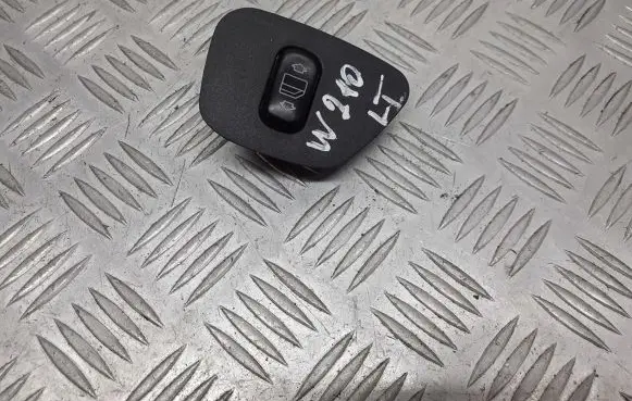 Mercedes-Benz E W210 Electric window control switch 501C31161000
