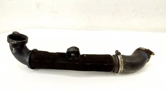 Intercooler hose/pipe