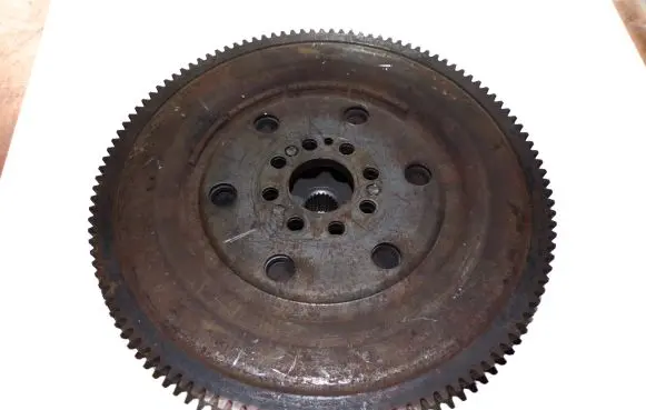 Audi A6 S6 C5 4B Flywheel 059105317D