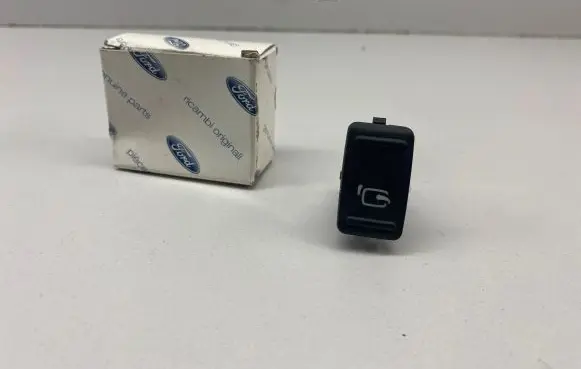 Ford Kuga I Wing mirror switch 7M5T17B676AA