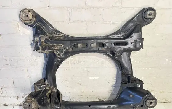 Audi Q7 4L Front subframe 7L0407747A 7L0407748A 7L0499309D