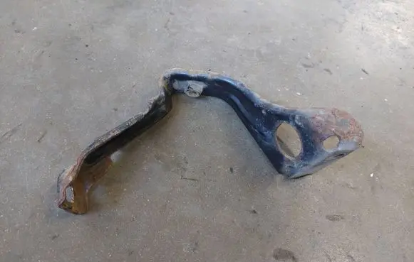 Mercedes-Benz ML W164 Radiator support slam panel bracket A1645200232