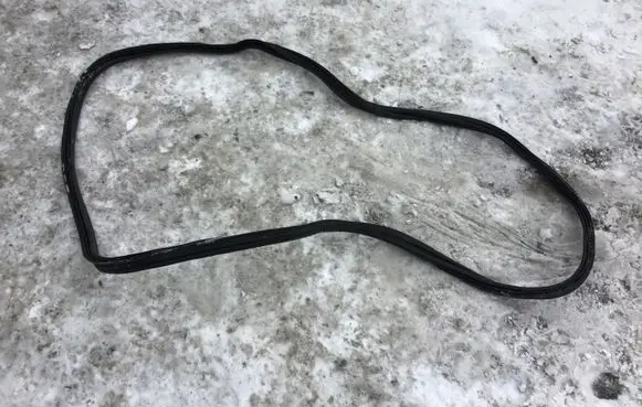 Jeep Cherokee Trunk rubber seal (body) OEM