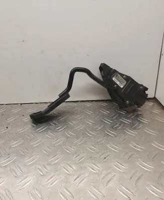 Volkswagen Sharan Accelerator throttle pedal 7M3721603B YM219F836AA