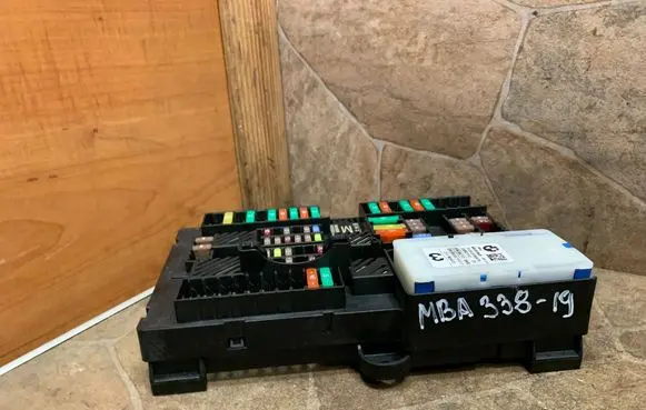 BMW 3 G20 G21 Fuse box set 8795479