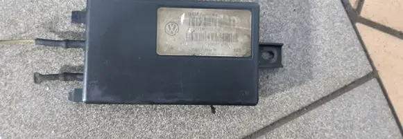 Volkswagen Touareg I Antenna control unit 7L6035507H