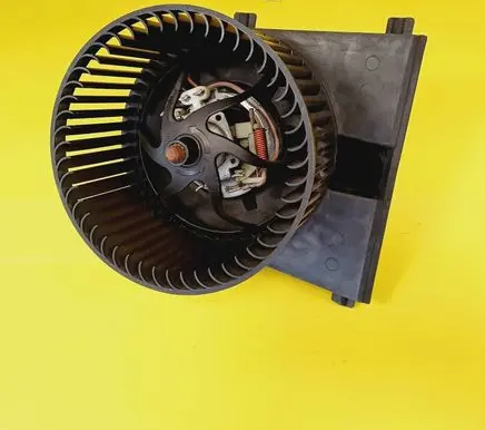 Volkswagen Polo III 6N 6N2 6NF Heater fan/blower H35657880E 1J1819021B
