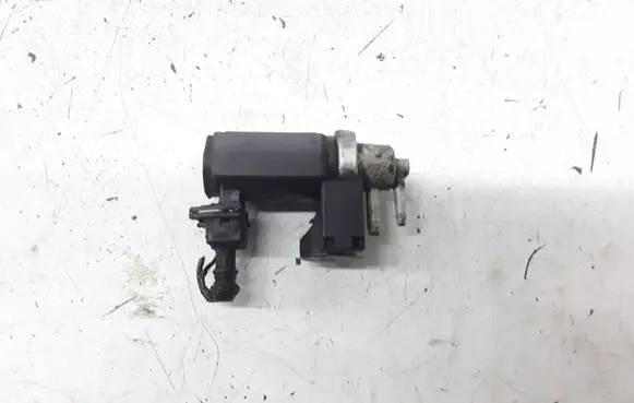 Renault Megane II Turbo solenoid valve 8200270451