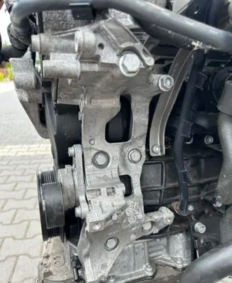 Skoda Superb B8 (3V) Generator/alternator bracket 05L903143