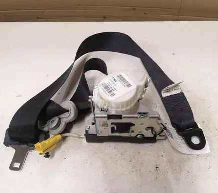 Chrysler Grand Voyager V Front seatbelt P1LQ461DVAB 352081R
