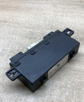 BMW 5 E39 Door control unit/module 613583776019 689667