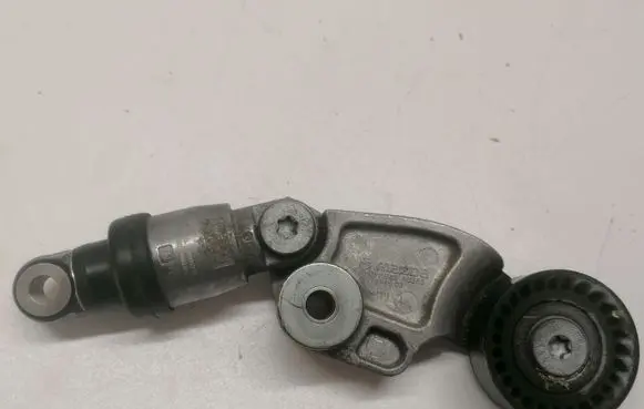 Mazda 3 II Generator/alternator belt tensioner SH0115980 F57594603