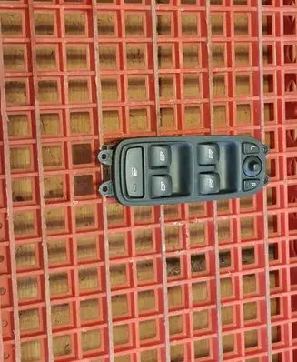 Volvo S60 Electric window control switch 31343101 13W425 SWEA01
