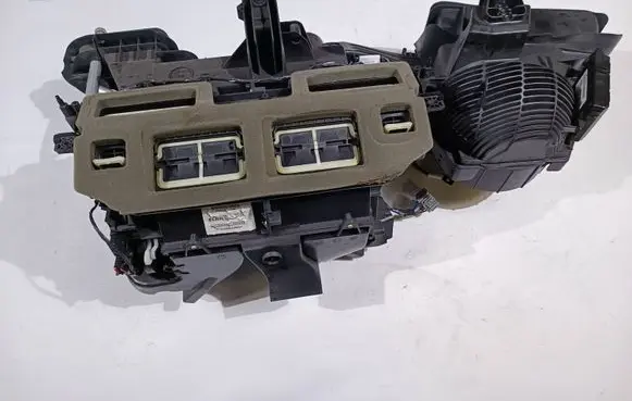 Dodge Challenger Heater blower radiator 68245177AE