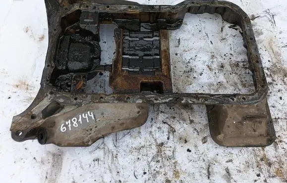Mercedes-Benz C W203 Oil sump r1120141402