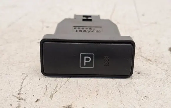 Toyota Prius (XW20) Hand brake release handle 15A685