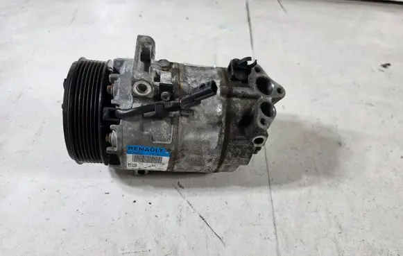 Opel Vivaro Air conditioning (A/C) compressor (pump) 926001732R 8050815657 TES574