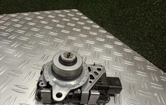 Land Rover Range Rover Sport L494 Other gearbox part HPLA7J426AD 0132805043 MO11197200