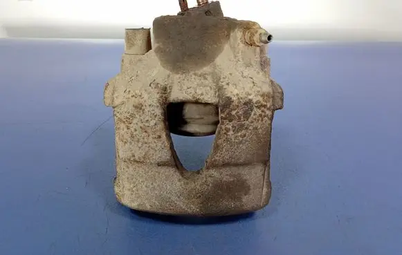 Skoda Octavia Mk1 (1U) Front brake caliper