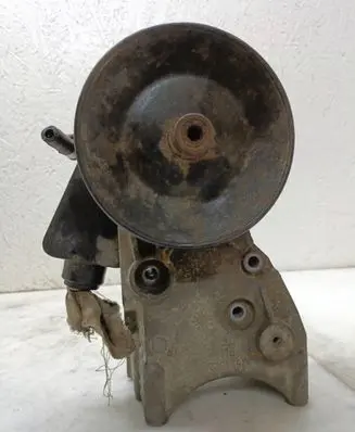 Chevrolet Blazer Power steering pump 12554522 26058060JC