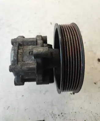 Renault Trafic II (X83) Power steering pump 7613955577 8200357347