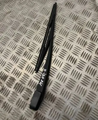Hyundai i30 Rear wiper blade arm pa805