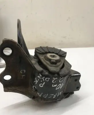 Mazda 6 Engine mount bracket 8B148B14