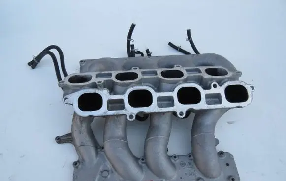 Volvo XC90 Intake manifold
