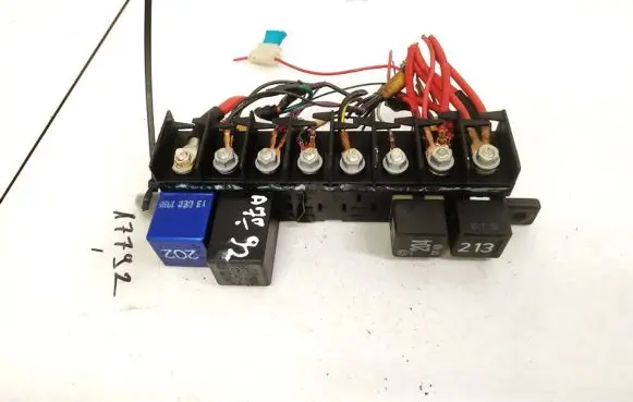 Audi A6 S6 C4 4A Fuse box set 4A0941822 896046