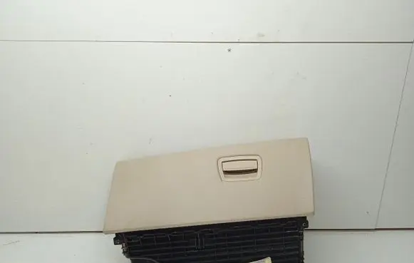 BMW 5 F10 F11 Glove box 9205984
