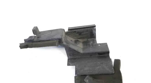 Jaguar S-Type Air intake duct part 4R838102BB