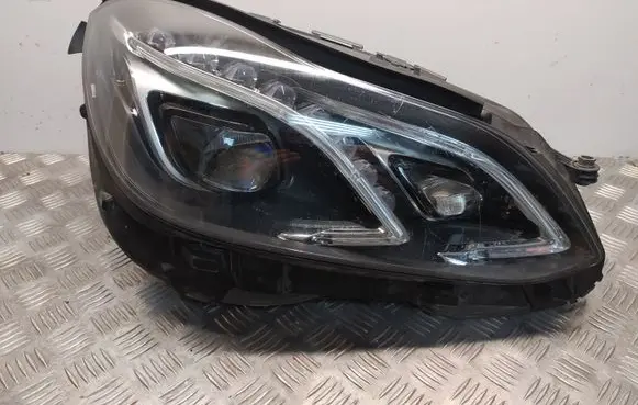 Mercedes-Benz E W212 Headlight/headlamp A2129063203