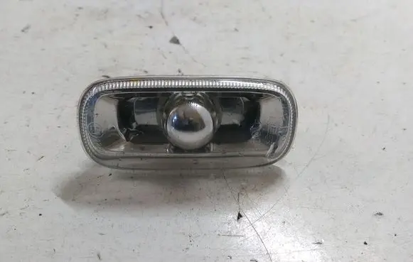 Audi A6 S6 C6 4F Front fender indicator light 8E0949127