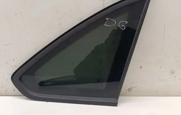 Volkswagen Taigo Rear side window 43R00101