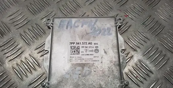 Porsche Macan (95B) Headlight ballast module Xenon 7PP941572AG
