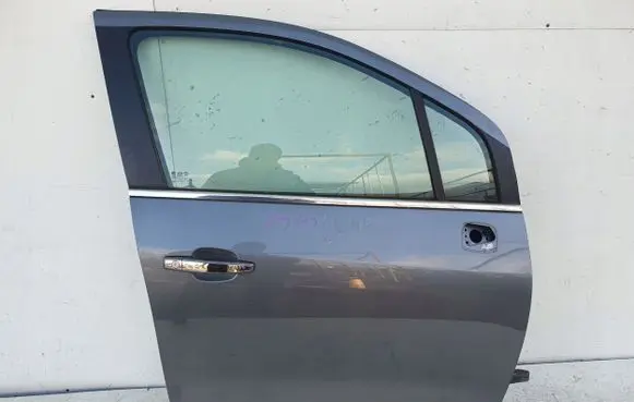 Opel Mokka Front door