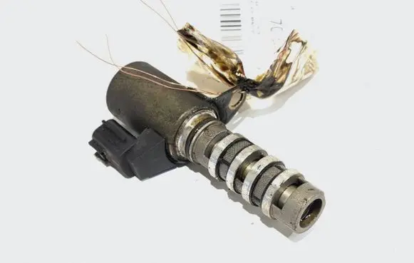 Nissan X-Trail T30 Camshaft position sensor 
