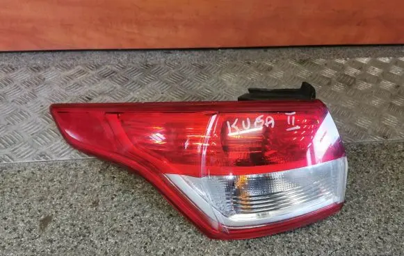 Ford Kuga II Rear/tail lights CV4413405AG