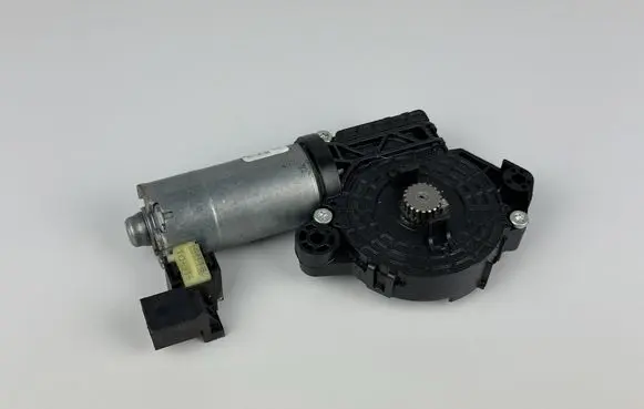 Mercedes-Benz S W222 Sunroof motor/actuator 0390200122 0380200122 60483651100
