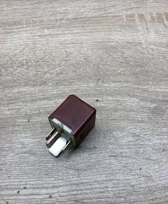 Toyota Corolla E120 E130 Other relay 9098702016 1567001570