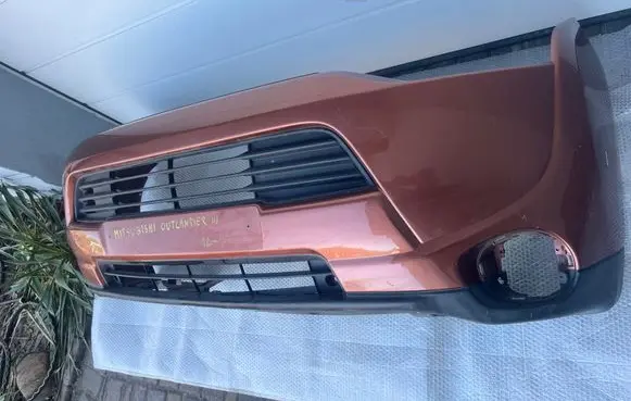 Mitsubishi Outlander Front bumper 171116