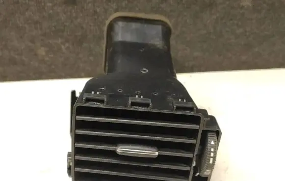 Mercedes-Benz Sprinter W906 Dashboard side air vent grill/cover trim DN14078