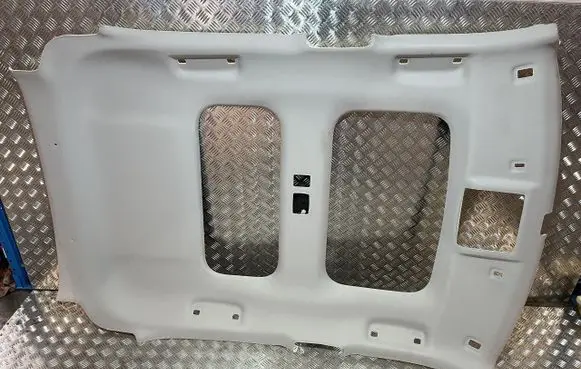 Mitsubishi Eclipse Cross Headlining PU19970