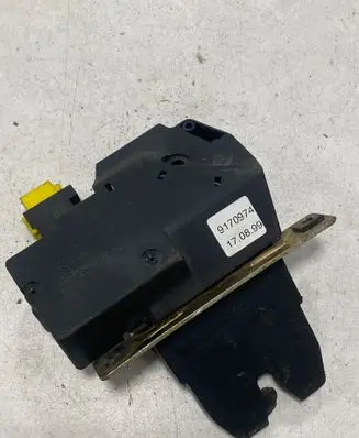 Tailgate/trunk/boot lock/catch/latch