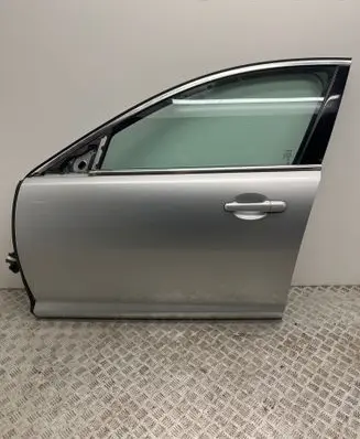 Jaguar XF X260 Front door 