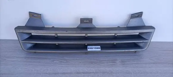 Opel Kadett E Front grill 90243244