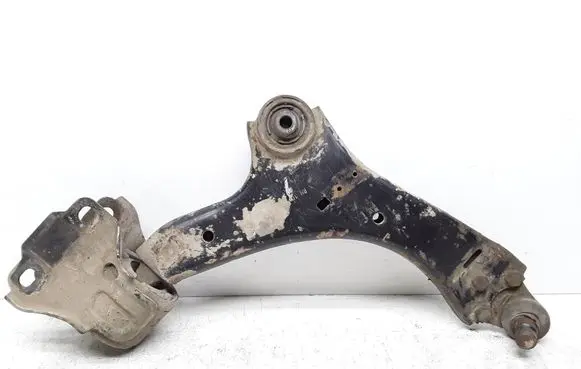 Volvo XC70 Front lower control arm/wishbone