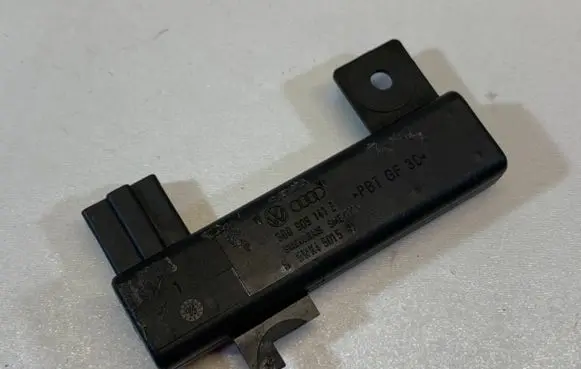 Interior comfort aerial antenna